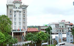Hoa Nam Hotel