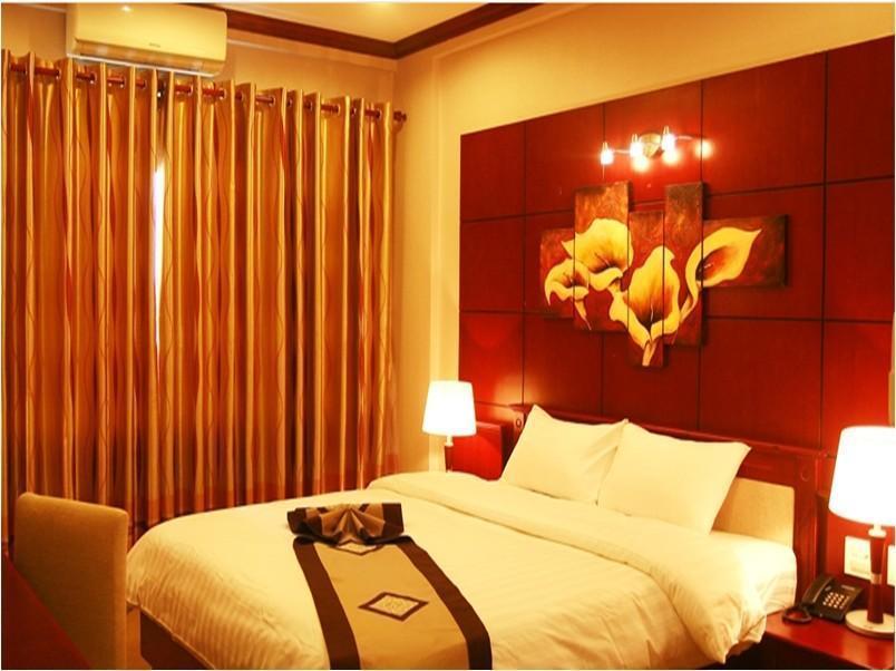 Hoa Nam Hotel Hanoi Exterior photo